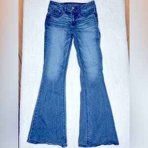 American Eagle Outfitters Hi-Rise Artist Super Stretch Jeans Womans 4  Bootcut